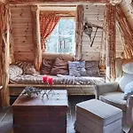 Сasa de vacaciones Unique Hobbit By Hallingskarvet